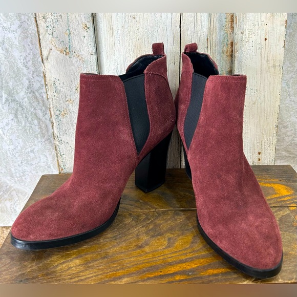 Marc Fisher Saint Chelsea Ankle Boots ♥️Deep Red Suede | Woman’s Size 9 - Picture 6 of 9